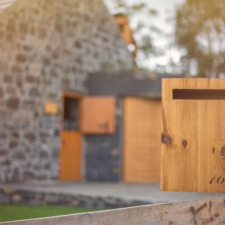 Bed & Breakfast Palheiros Do Serrado By Real Vision Estreito Da Calheta