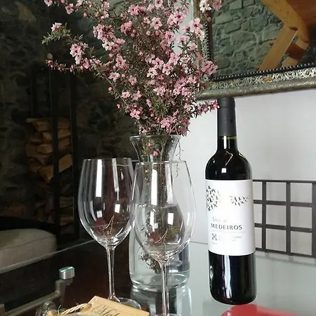Palheiros Do Serrado By Real Vision Bed & Breakfast Estreito Da Calheta